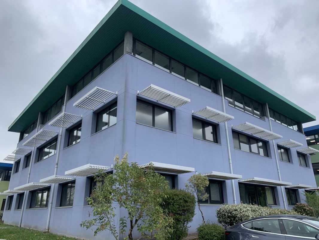 Situé sur la zone industrielle PESSAC BERSOL, FAI