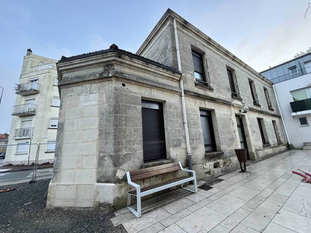 A Talence, nous vous proposons à la vente un imme