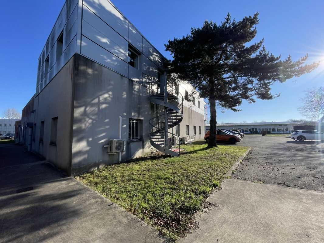 Au coeur de la zone de la Morandière au Haillan,