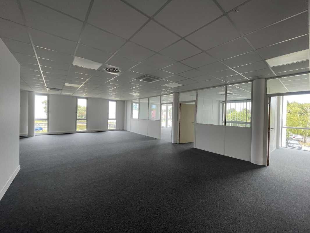 Au coeur d'un parc tertiaire de référence sur la 