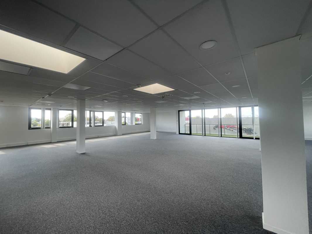 À MERIGNAC, au coeur du parc d'activités Kennedy,