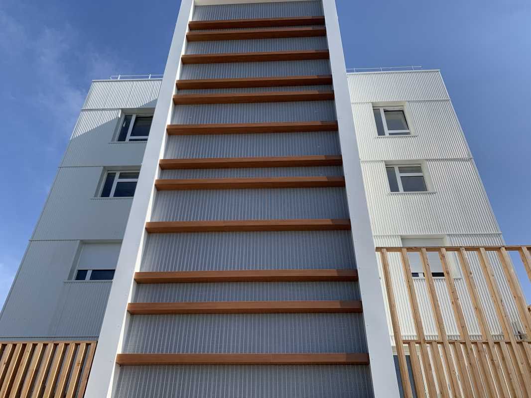 À VILLENAVE D'ORNON, à proximité des axes routier