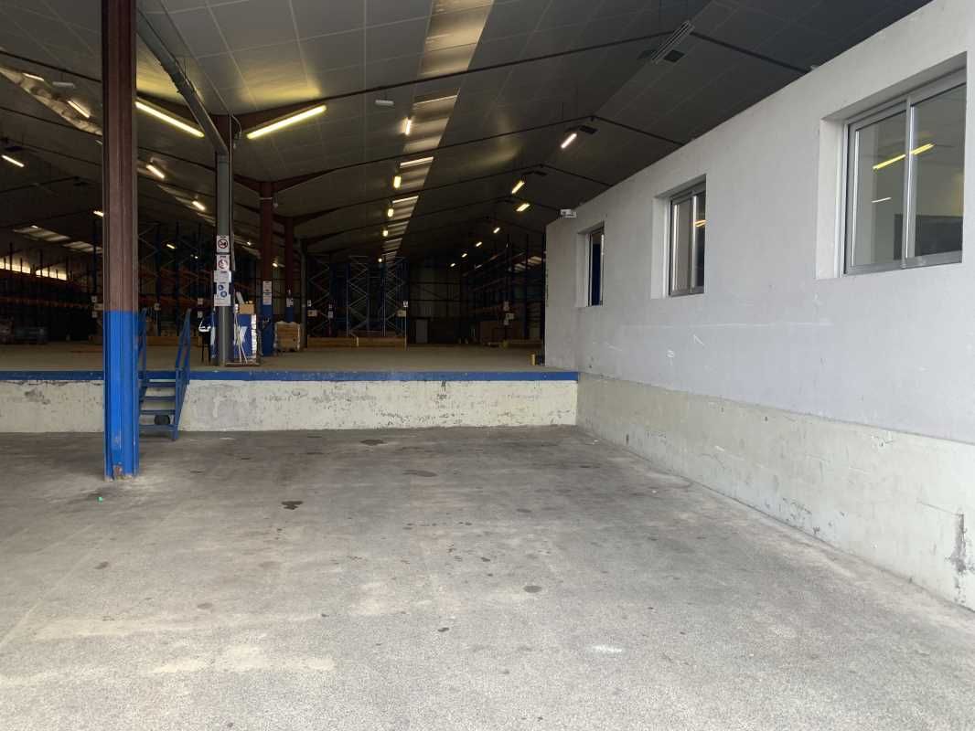 FAIR-RE vous propose à la location un entrepôt lo