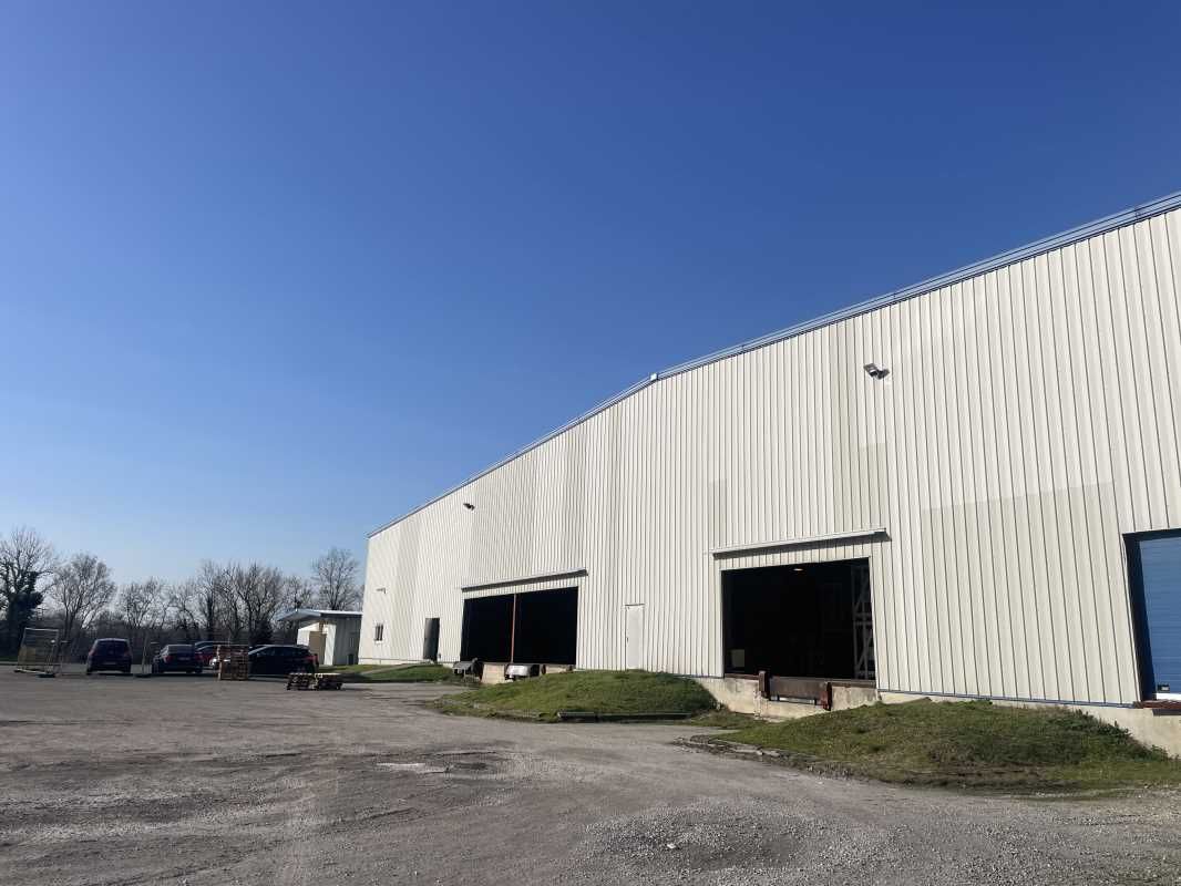 À LORMONT, sur la Rive Droite de Bordeaux, à prox