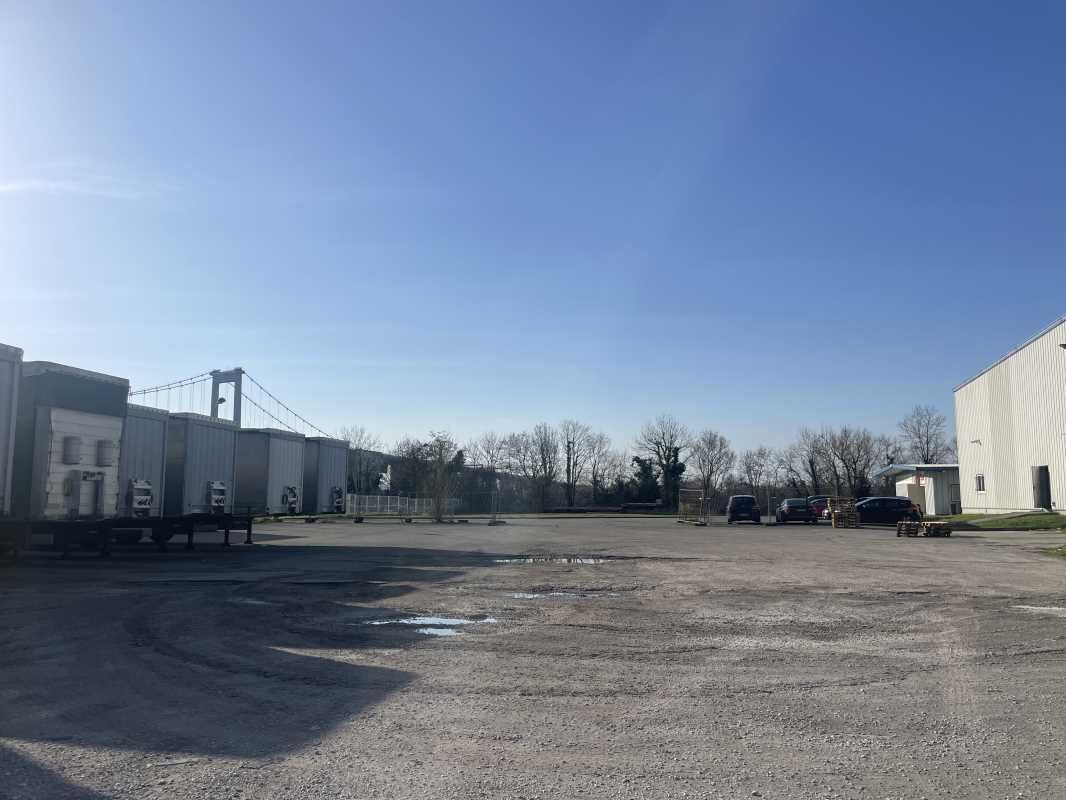 À LORMONT, sur la Rive Droite de Bordeaux, à prox