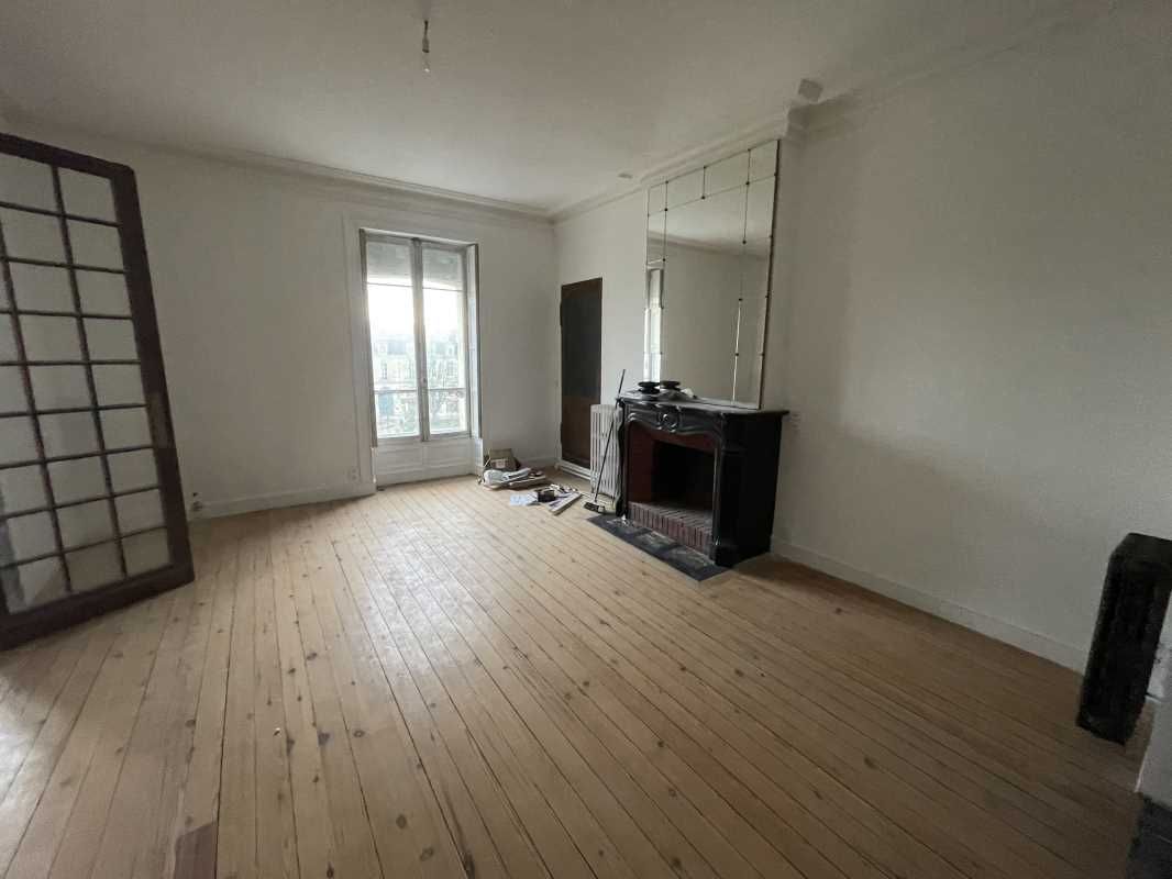 À coeur du Triangle d'Or FAIRE-RE vous propose à 