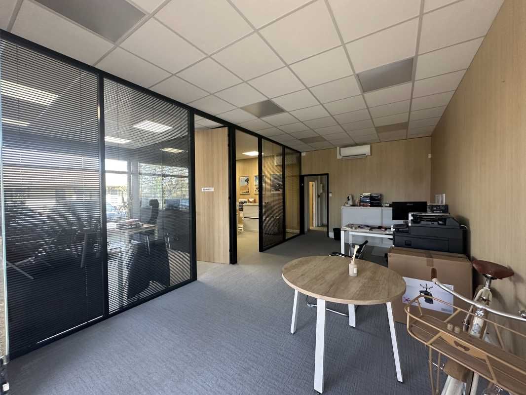 Situé sur la commune d'Eysines FAIR-RE vous propo