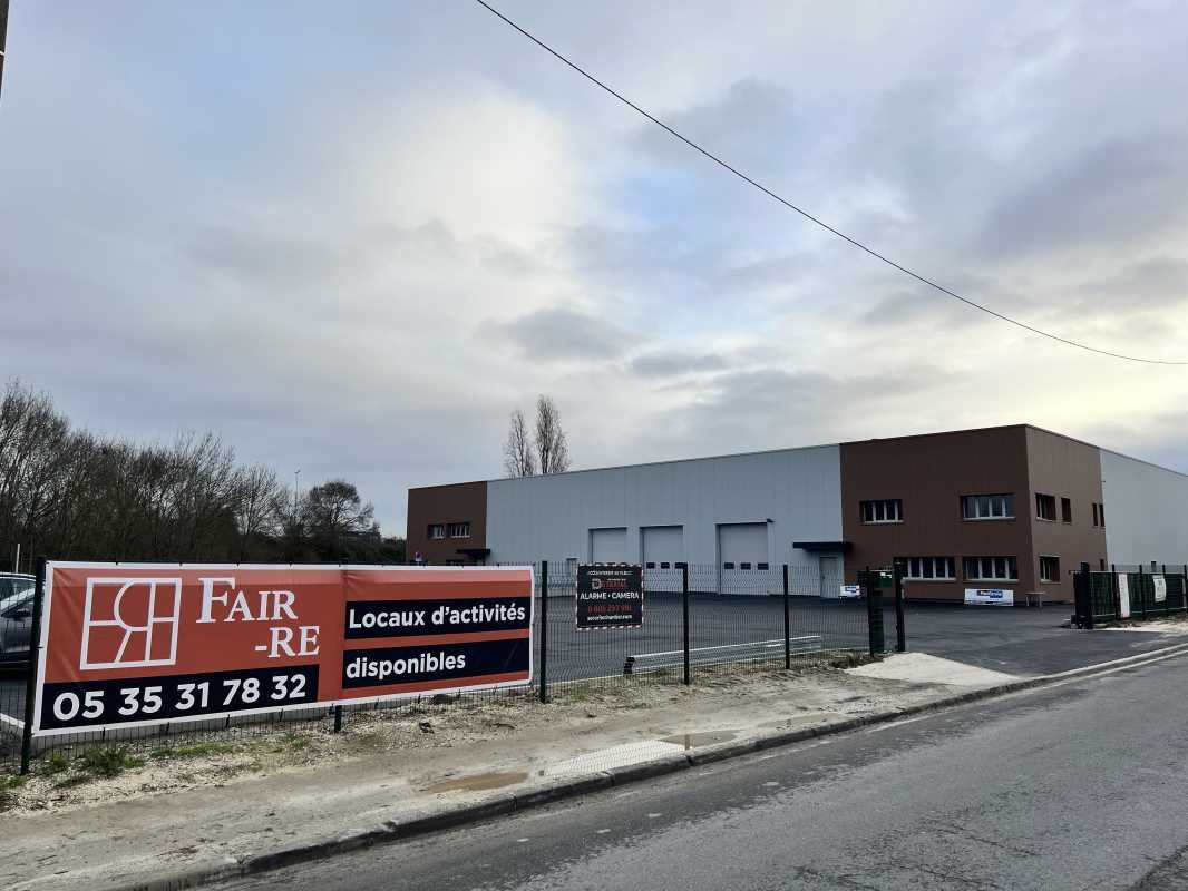 À CARBON BLANC, au nord  de la Métropole bordelai