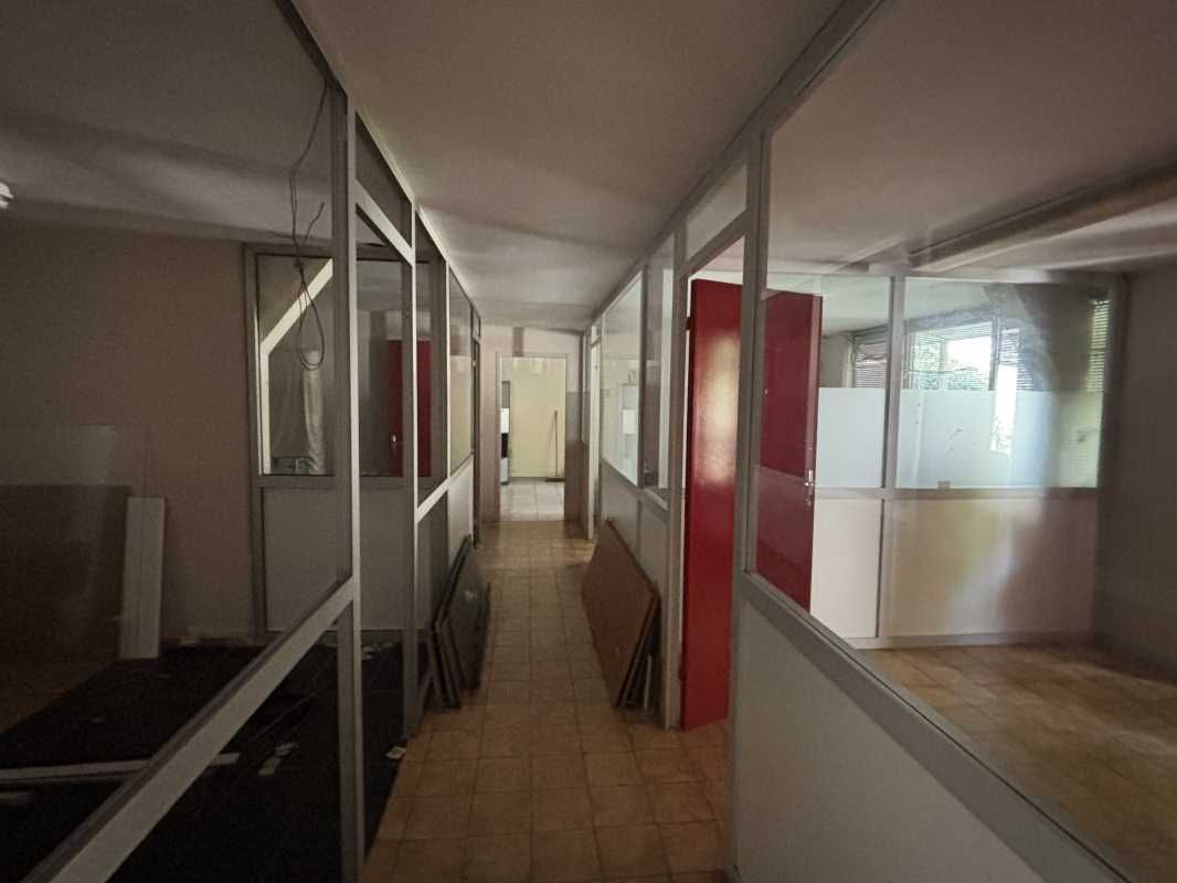 À BORDEAUX, situé dans le quartier de Nansouty, F