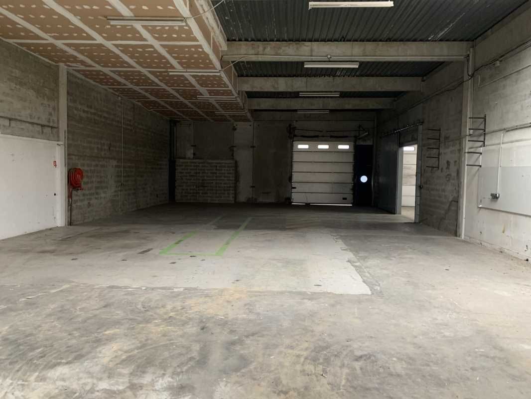 À l'entrée de la zone d'activité Bordeaux Nord , 