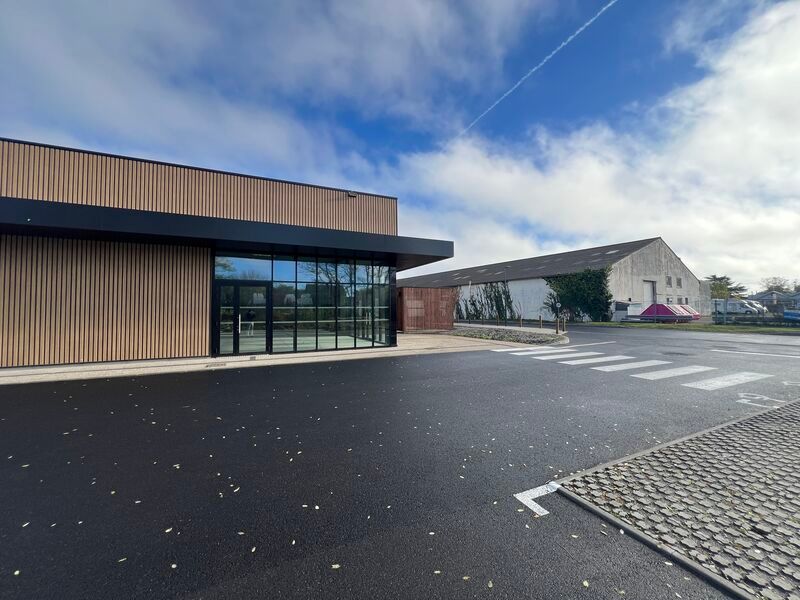 À SAINTE-EULALIE, située au nord de Bordeaux, dan