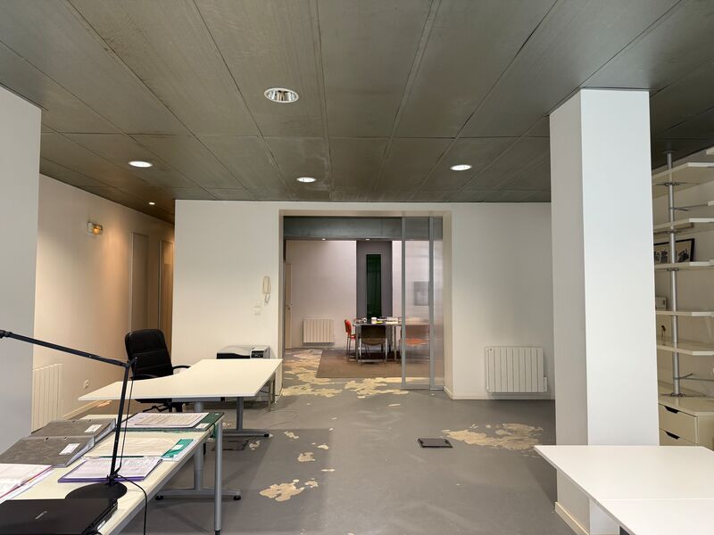 Situé dans le quartier des Chartrons FAIR-RE vous