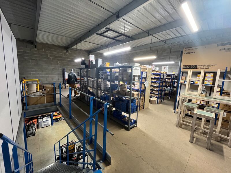 FAIR-RE vous propose à la location une cellule d'