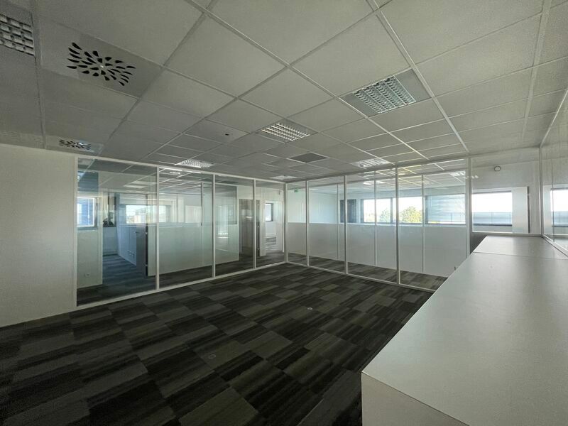 Situé à Artigues, sur le Parc Aquilae, FAIR-RE vo