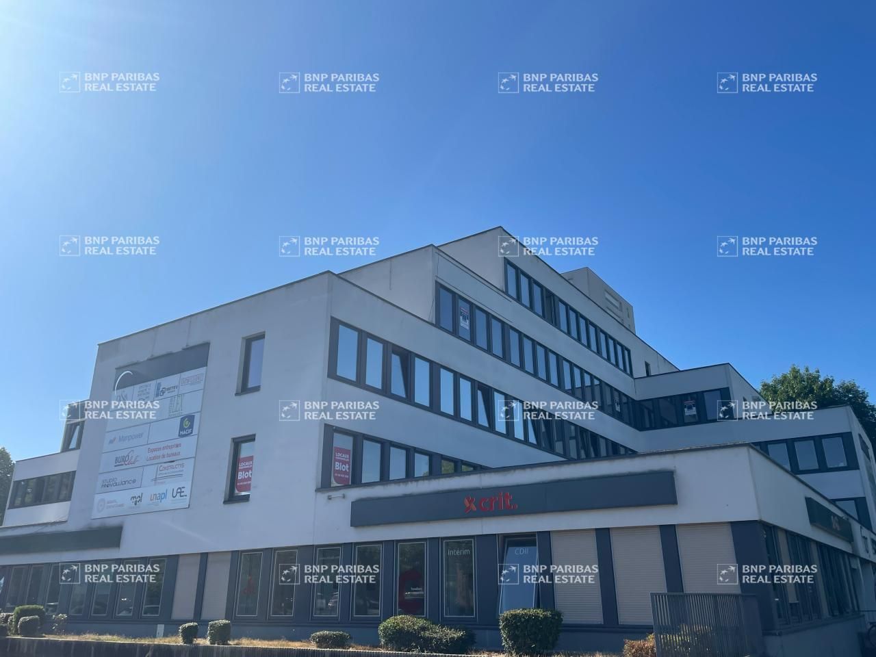 666 m² pour ce bureaux en location à Rennes