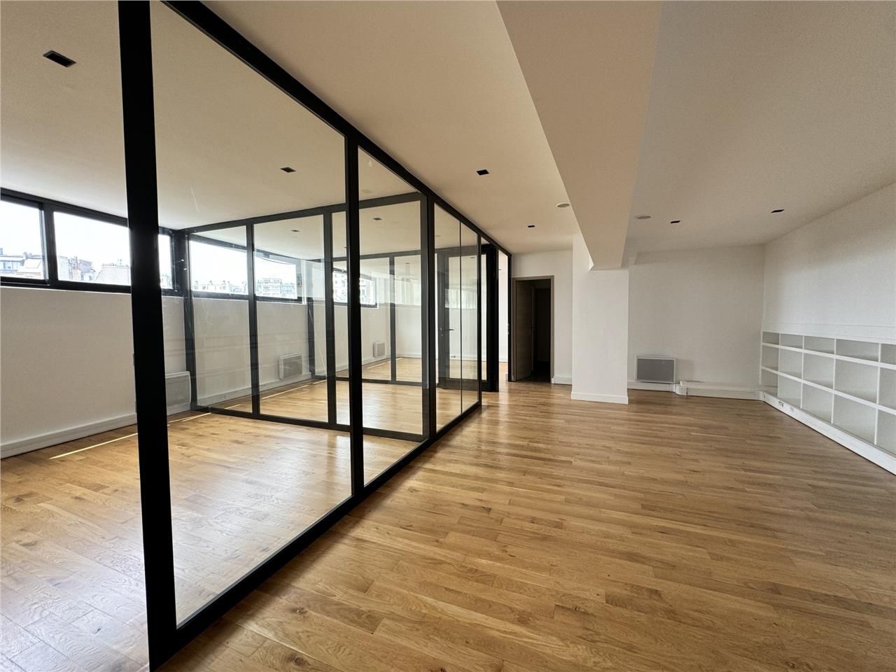 Porte d'Auteuil, CRENO REAL ESTATE vous propose à