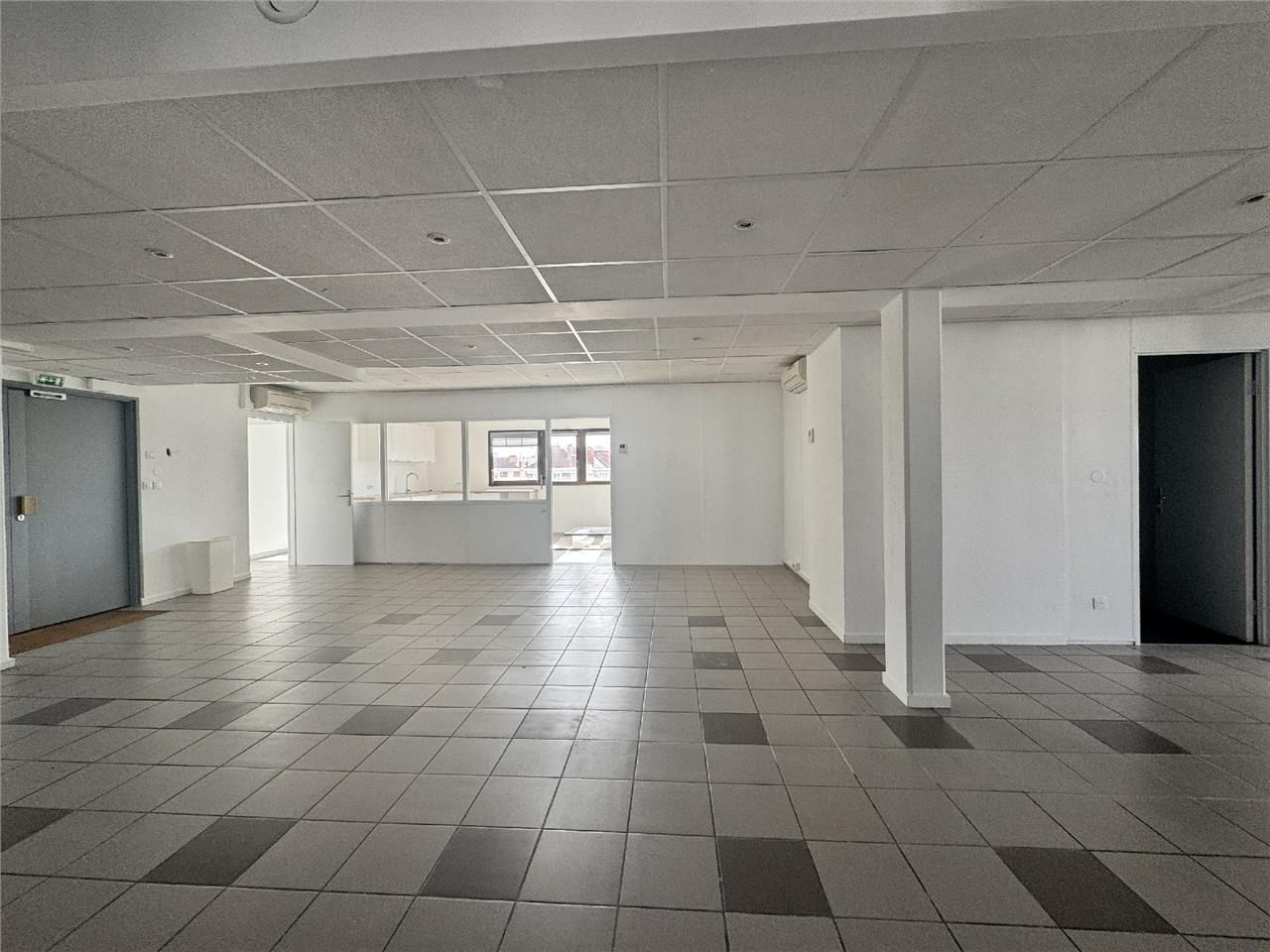 Au pied du RER C Ivry-sur-Seine, CRENO REAL ESTAT