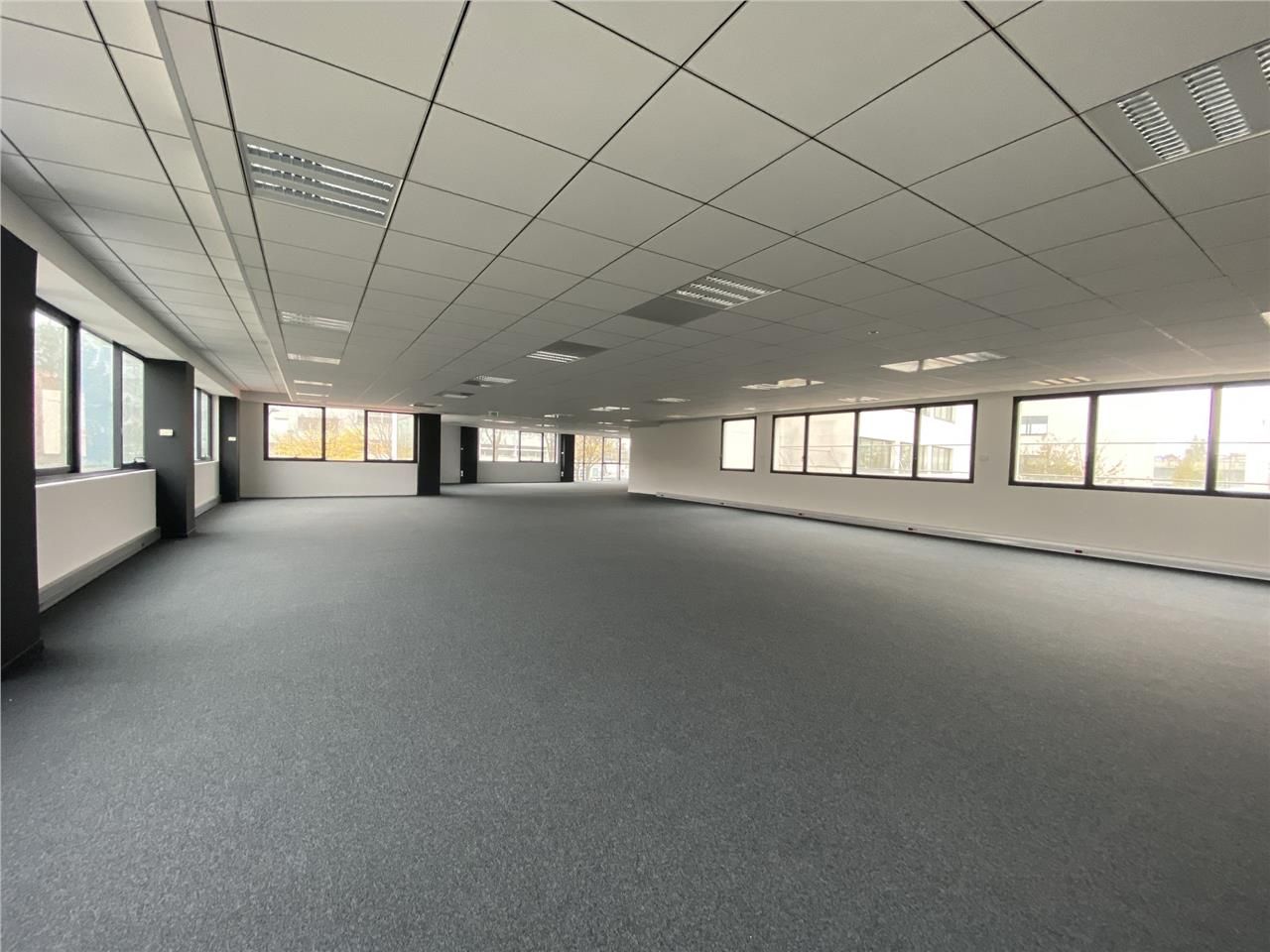 Au pied du RER (E) Chelles-Gournay, CRENO REAL ES