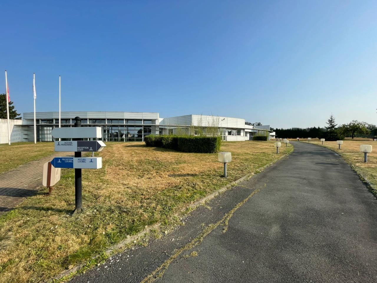 12259 m² pour ce activité en location à Barentin