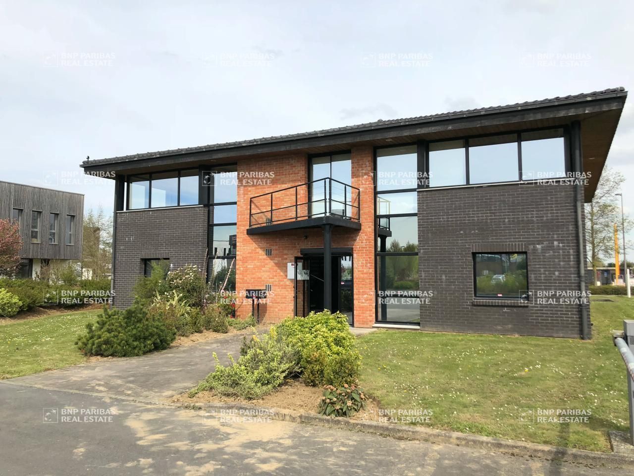 Vente Bureaux 2580 m² non divisibles 59650 Villeneuve-d'ascq