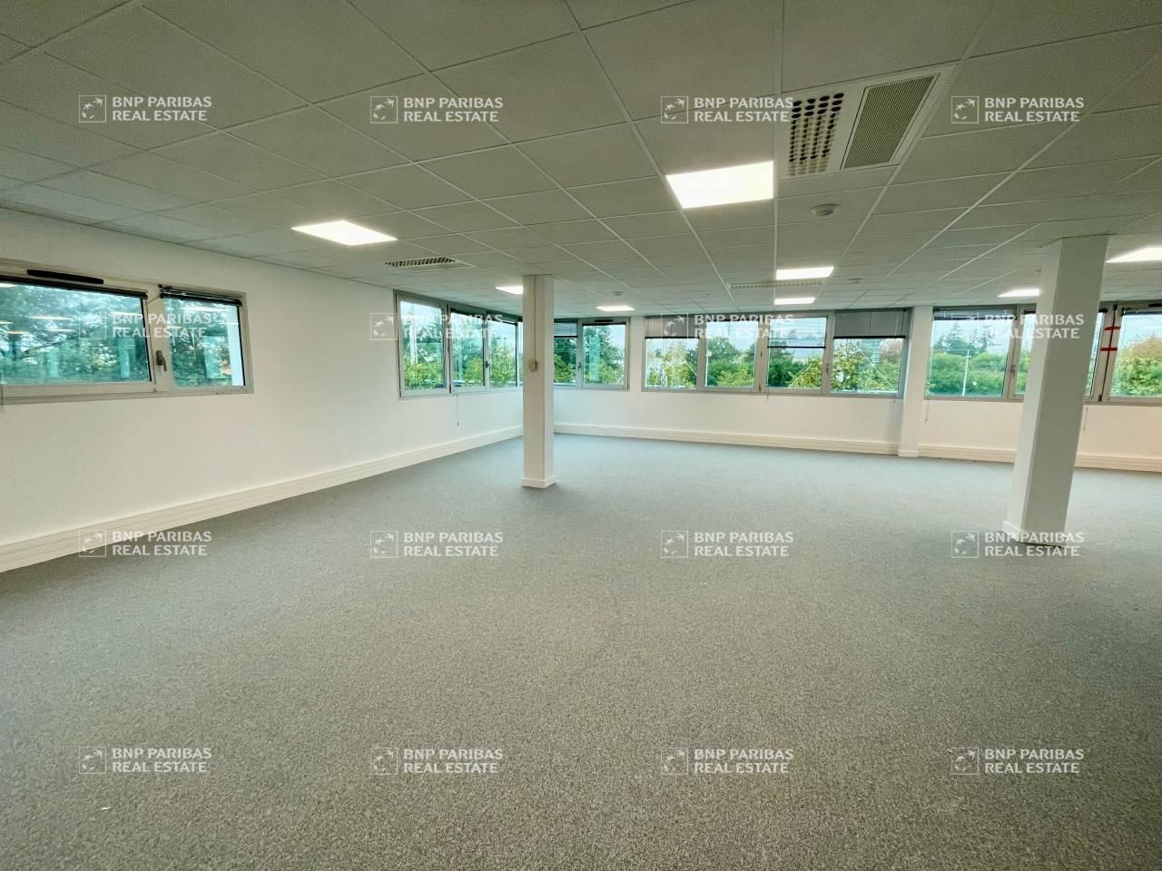 766 m² pour ce bureaux en location à Saint-herblain