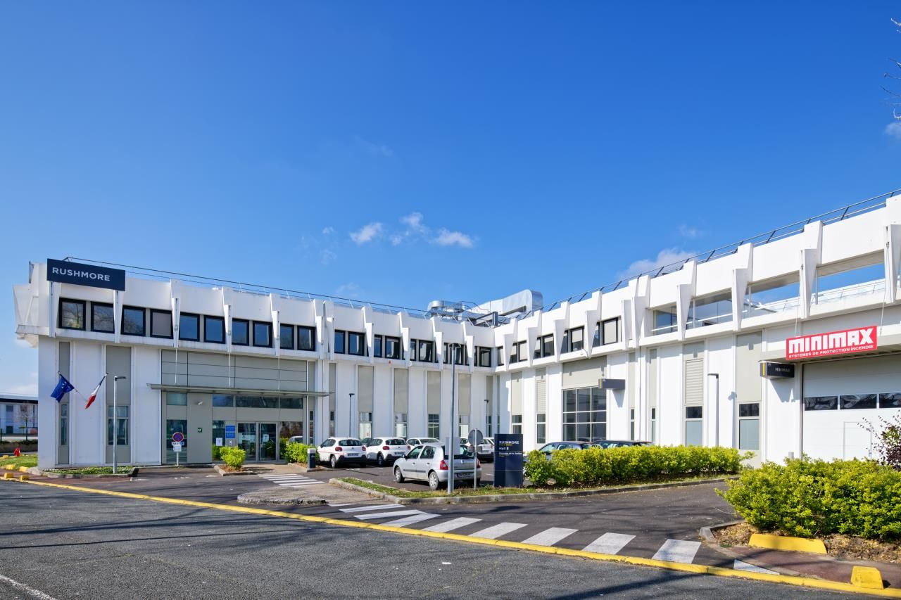 1350 m² pour ce pme-pmi en location à Courcouronnes