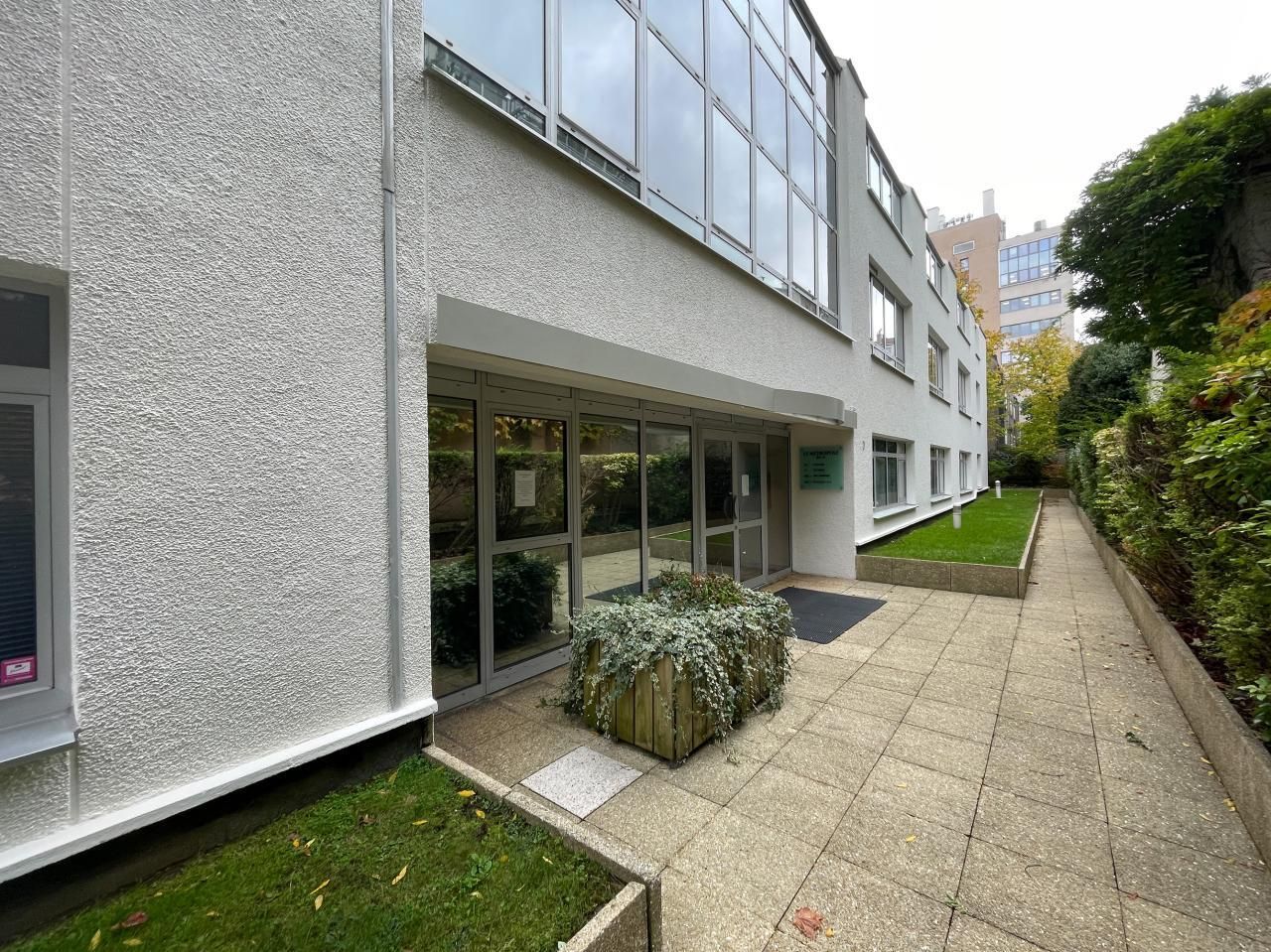 1496.62 m² pour ce bureaux en vente à Boulogne-billancourt