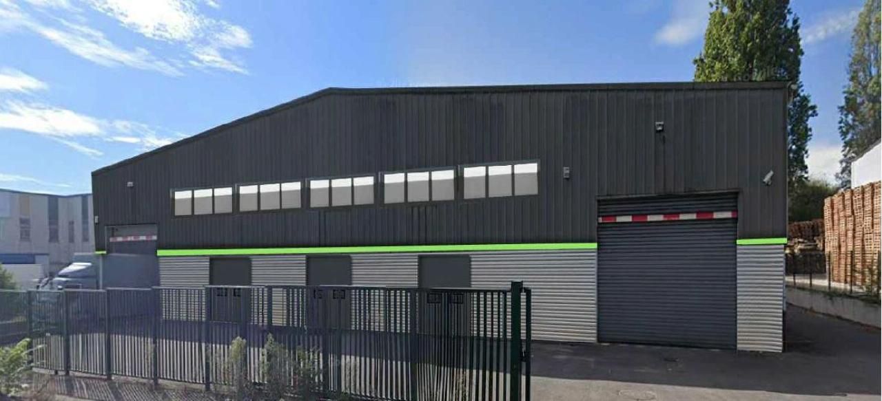 Location Activité 2505 m² non divisibles 93150 Le blanc-mesnil