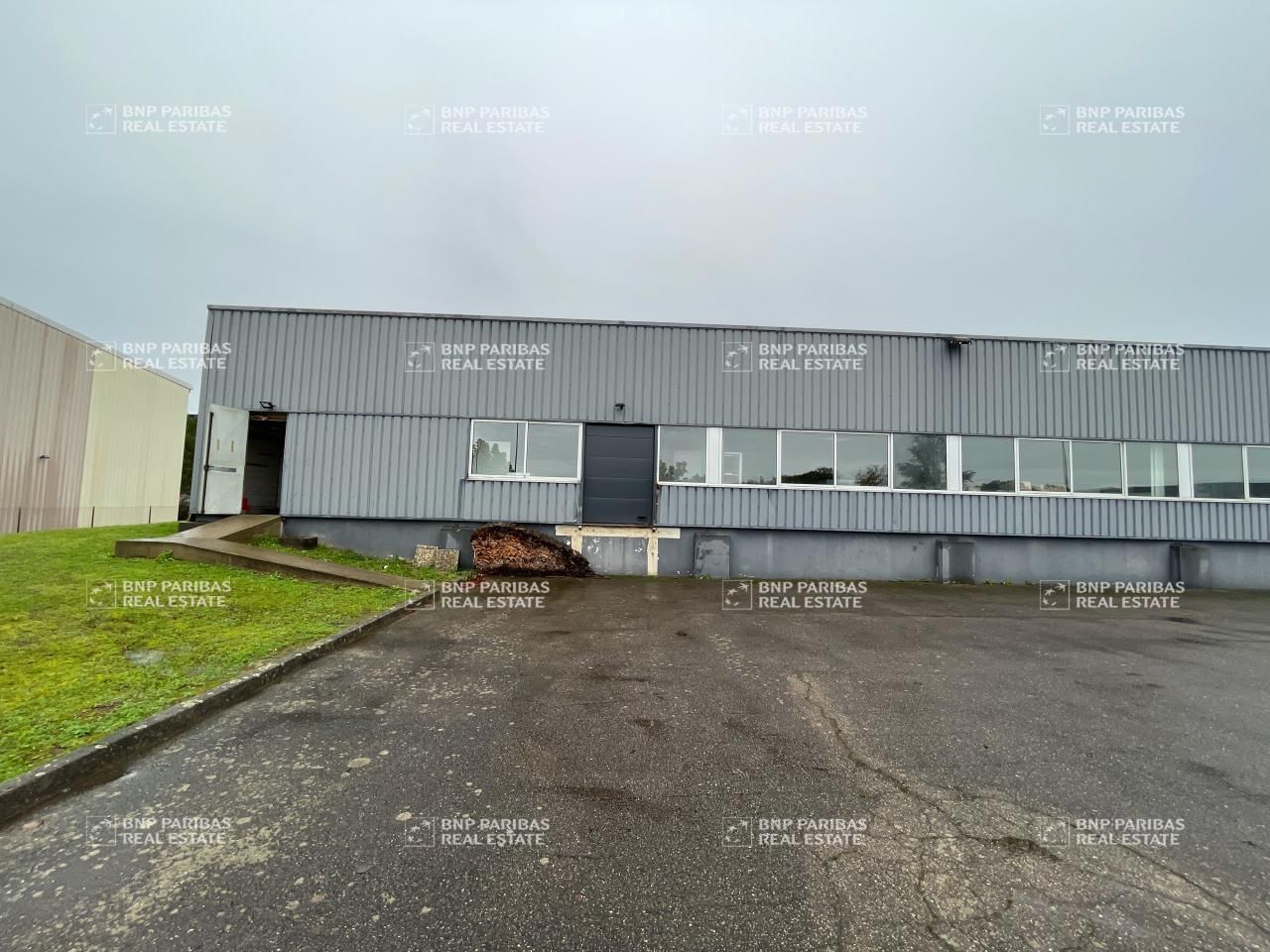 2320 m² pour ce activité en location à Épinal