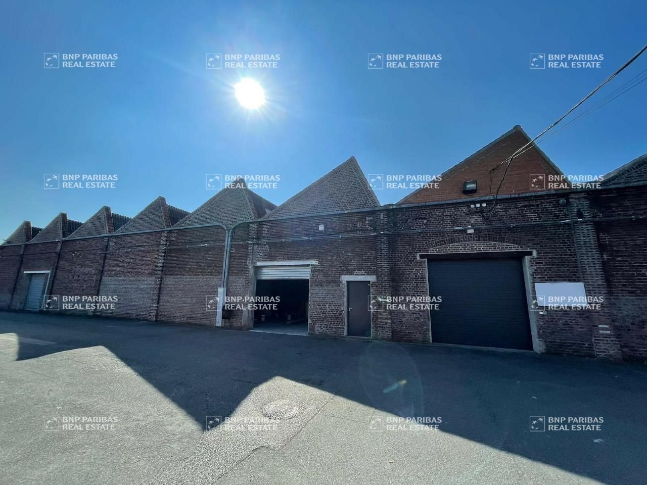 2790 m² pour ce activité en location à Wattrelos