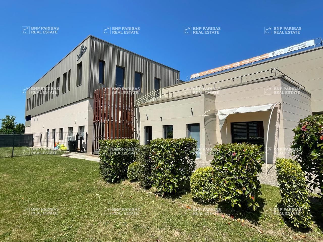 Location Bureaux 826 m² divisibles 76230 Isneauville