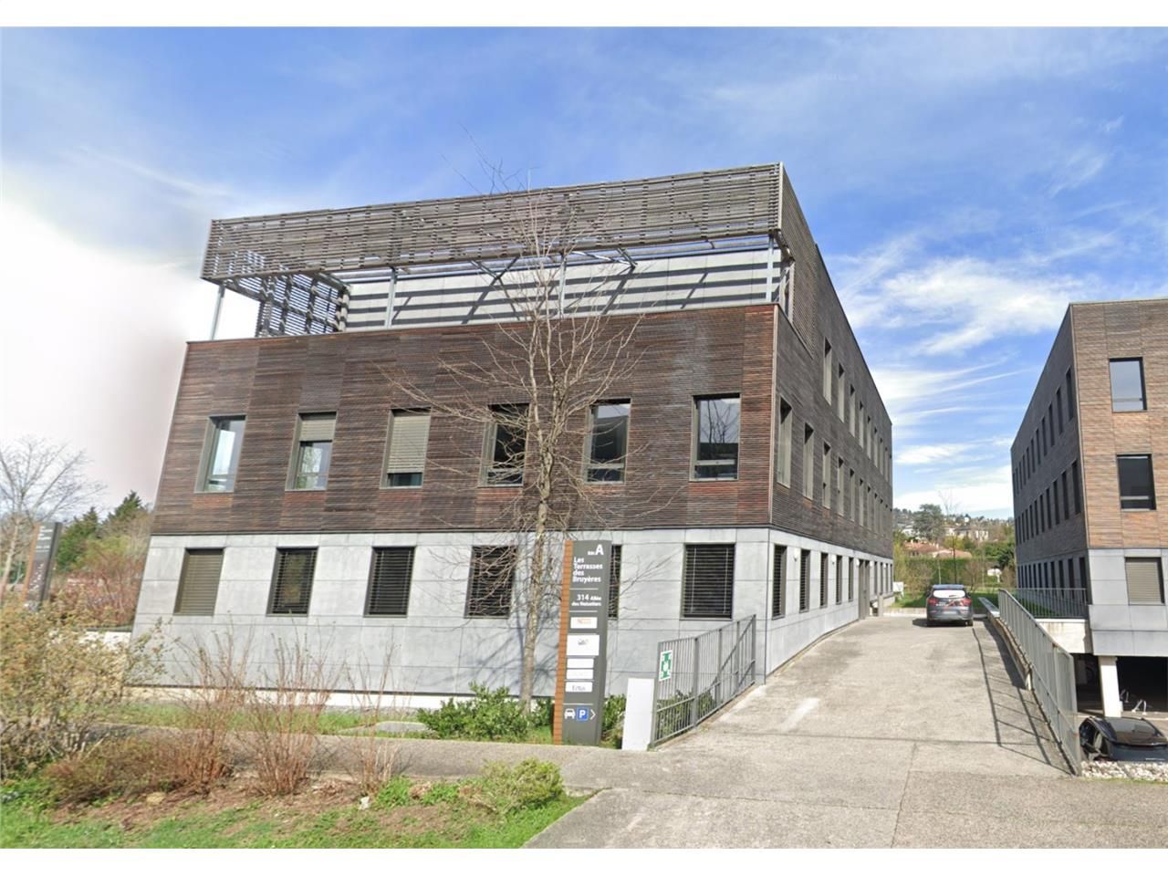 Savills Lyon vous propose à la location des burea