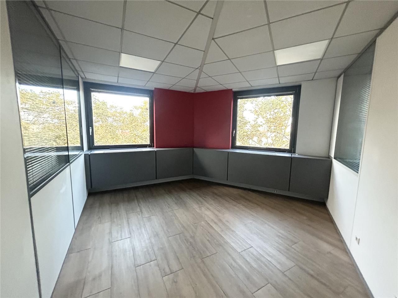 Savills vous propose plusieurs surfaces de bureau