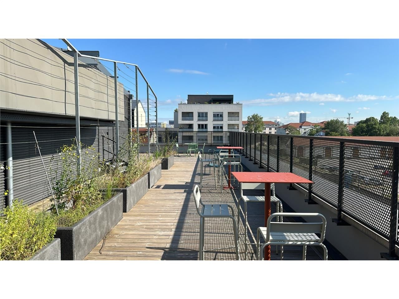 À la recherche de bureaux à louer à Lyon 7ème ? S