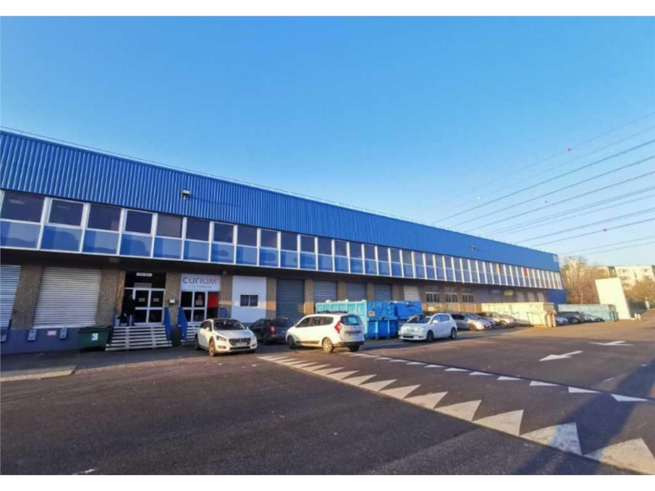 SAVILLS FRANCE vous propose, à louer, une surface