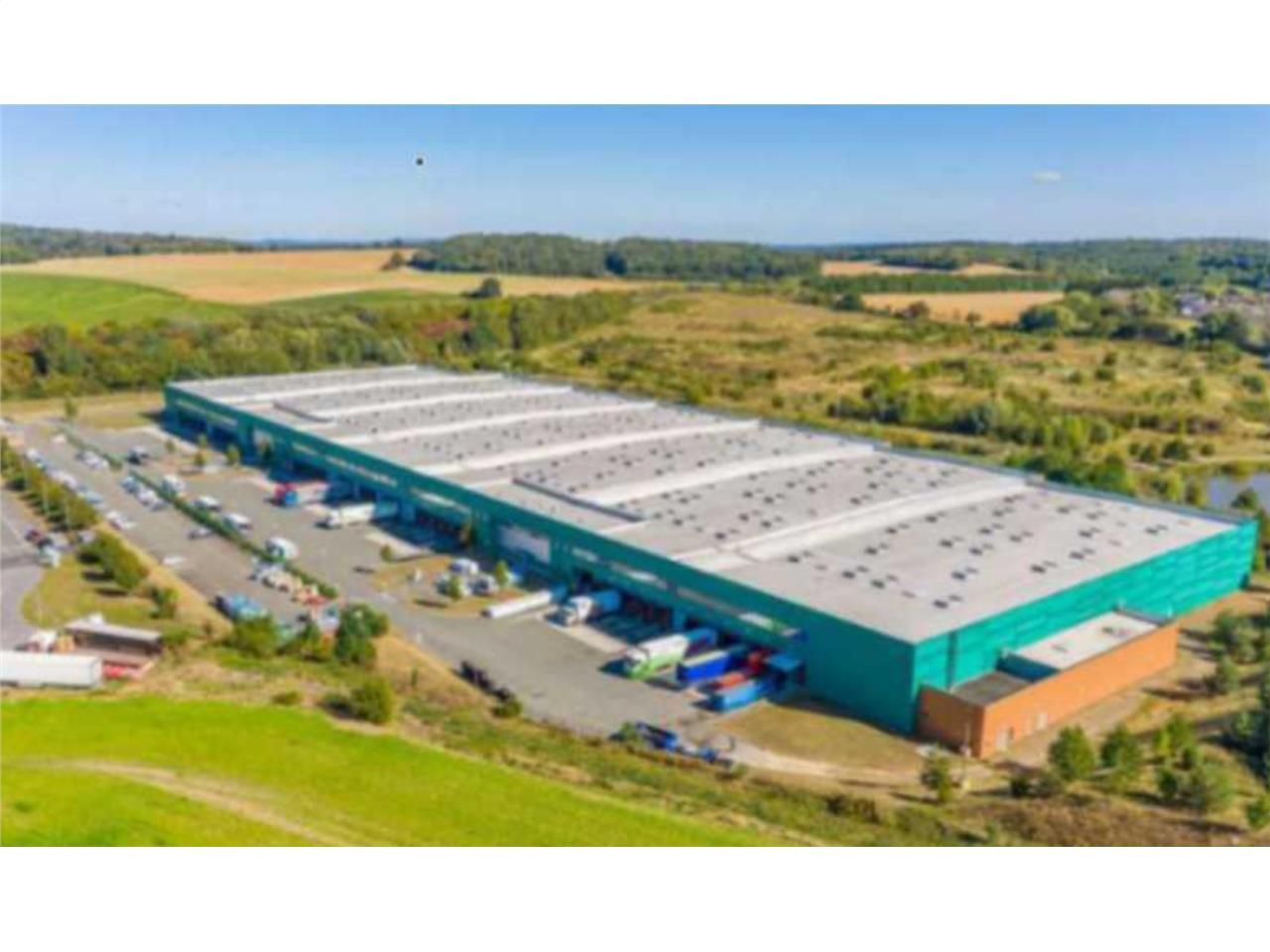 SAVILLS FRANCE vous propose, à louer une cellule 