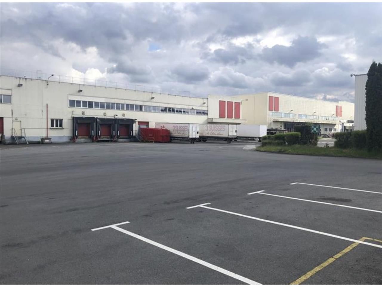 SAVILLS FRANCE vous propose, à louer, un entrepôt