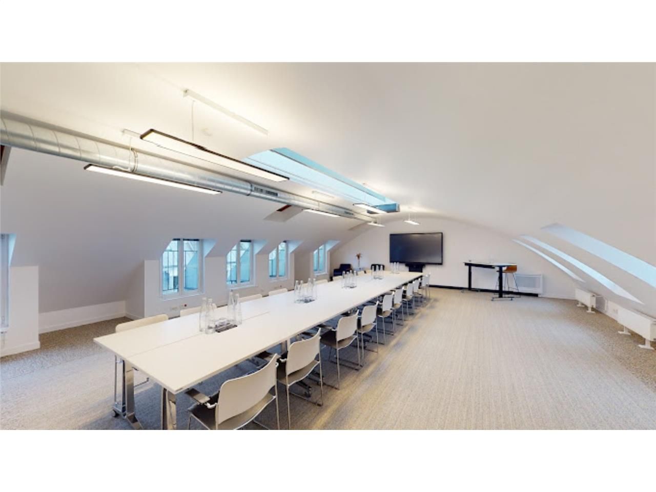 Location d'un espace de bureaux opéré à mi-chemin