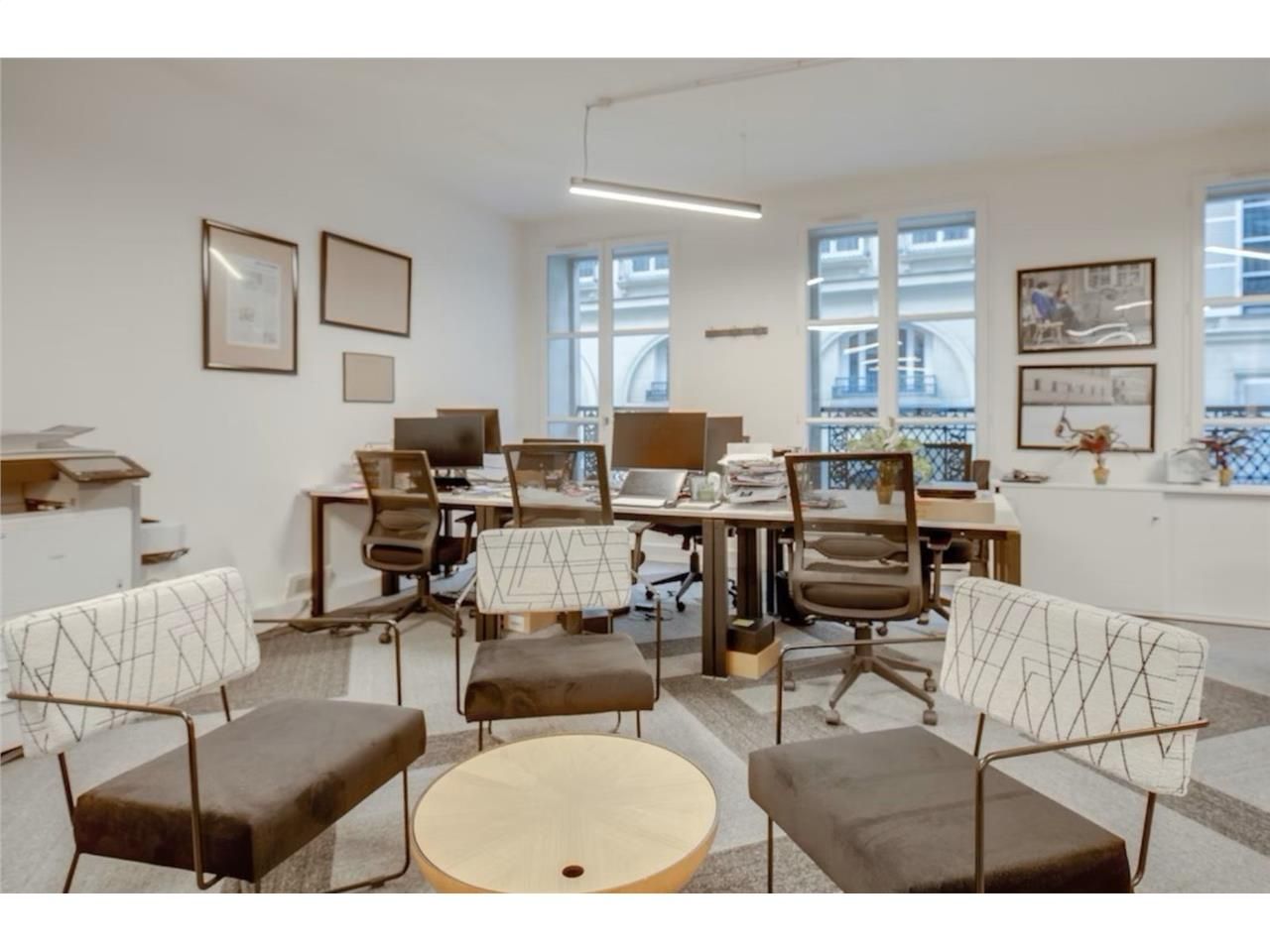 Ces bureaux à louer sont situés au 10e arrondisse