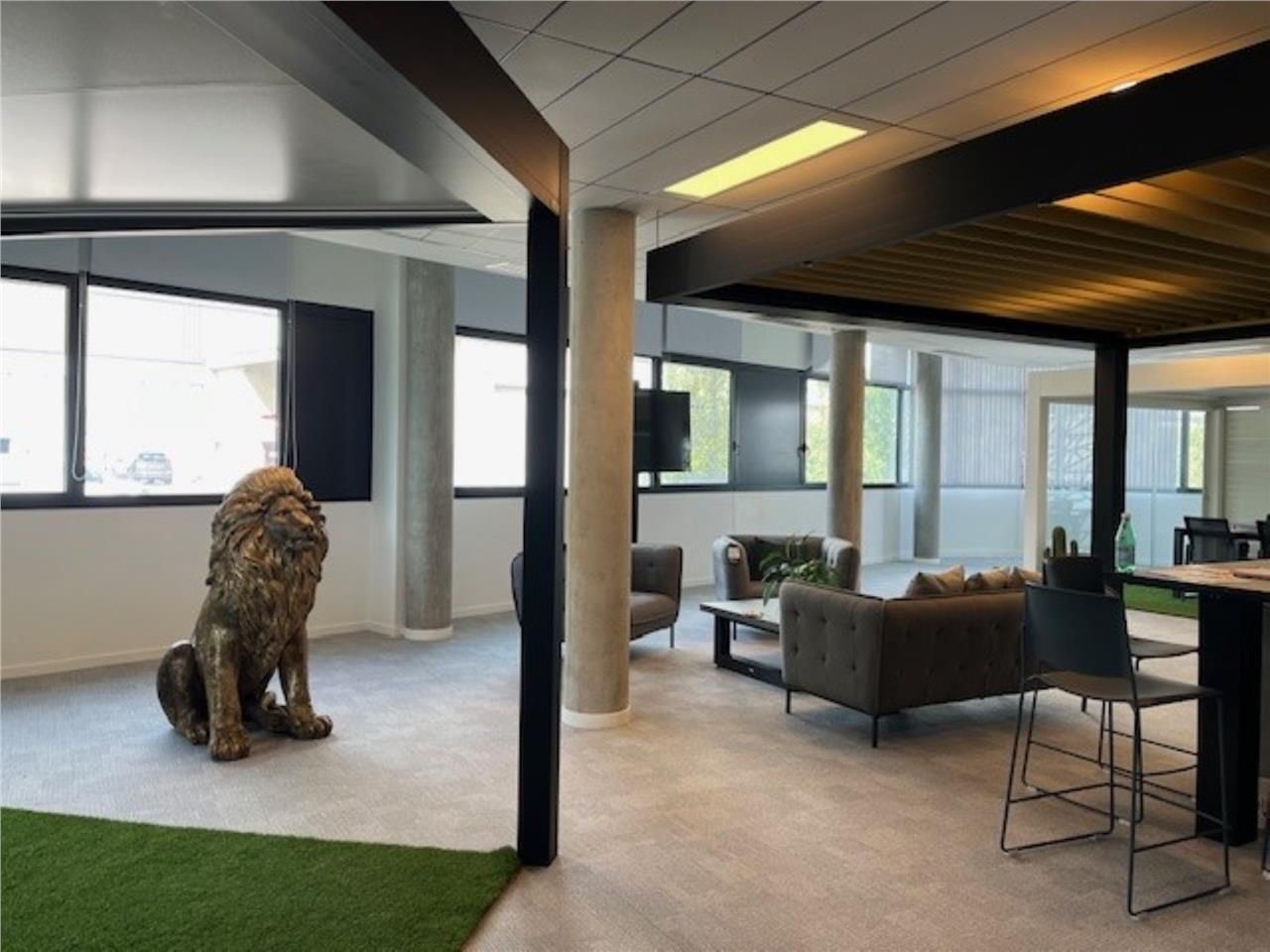Savills vous propose une opportunité de bureaux à