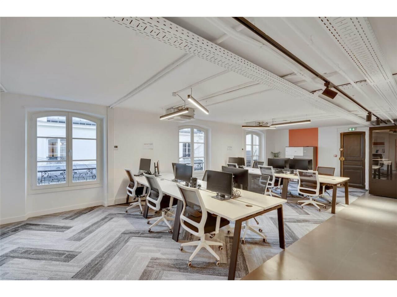 Idéalement niché au coeur du 2e arrondissement en