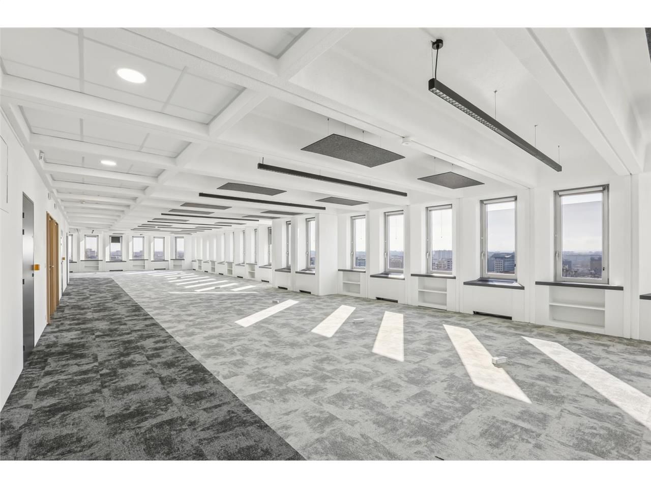 Savills vous propose des bureaux à la location au