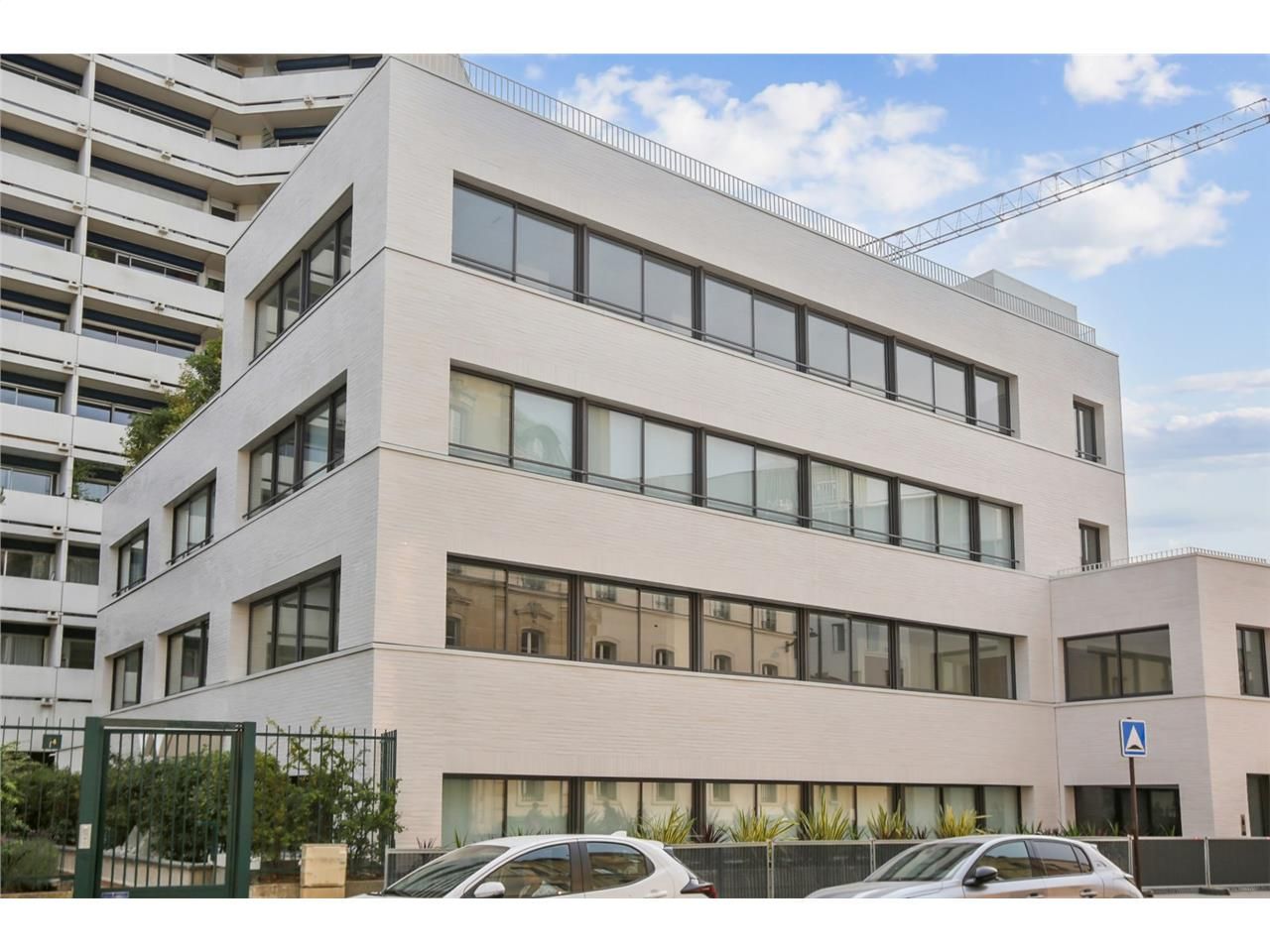 Savills vous propose un bâtiment indépendant neuf