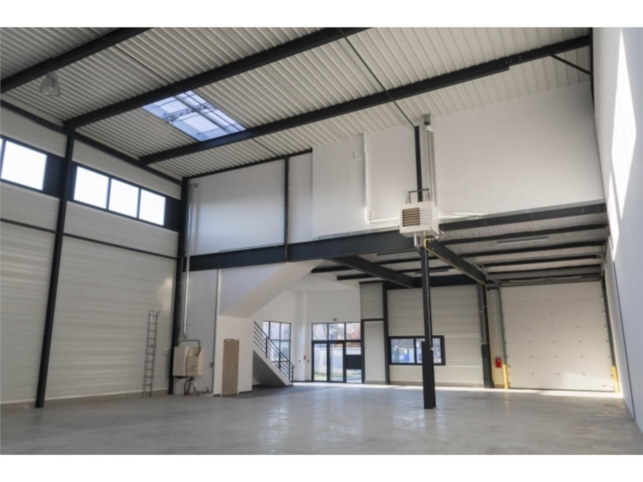 SAVILLS Lyon vous propose, à plusieurs cellules d