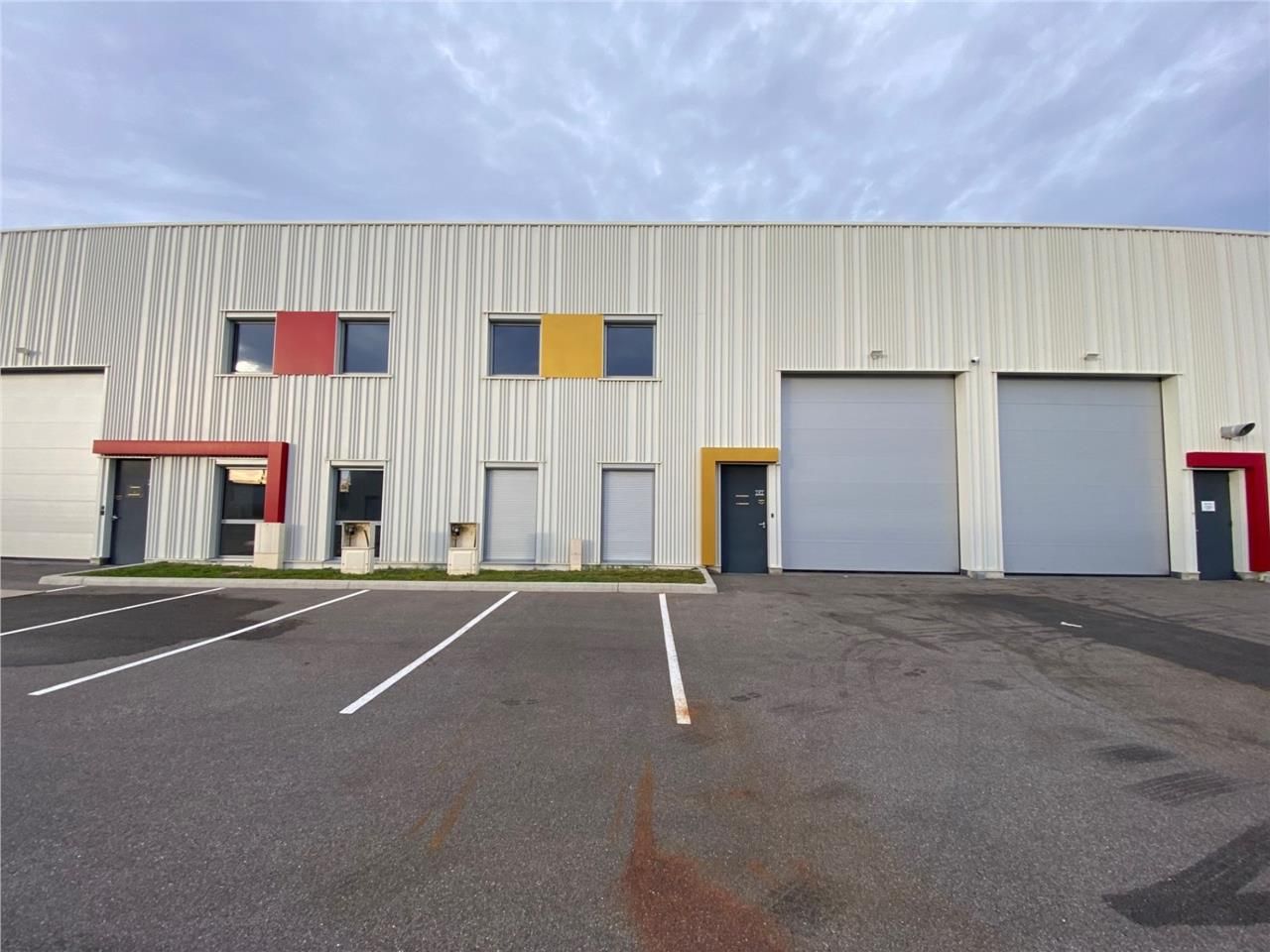 Savills Lyon vous propose à la vente ou à locatio