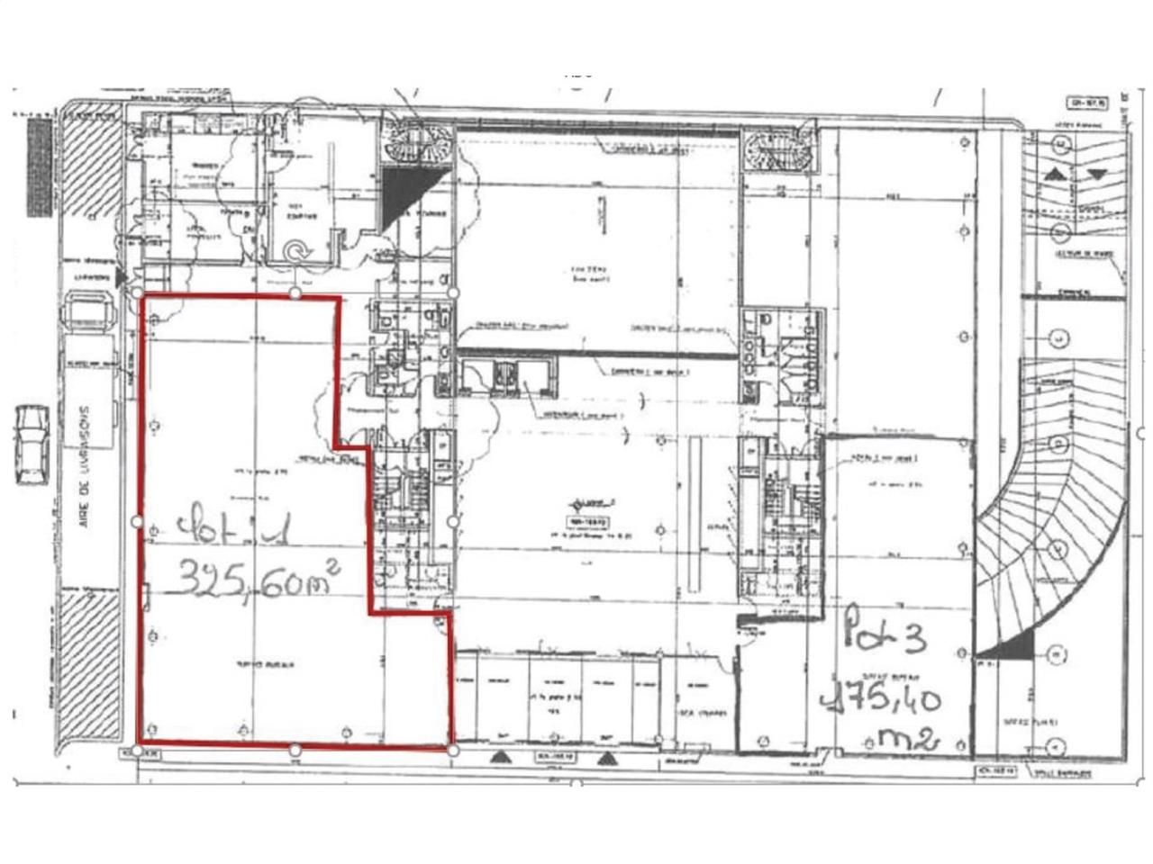 Location bureaux 326 m² non divisibles