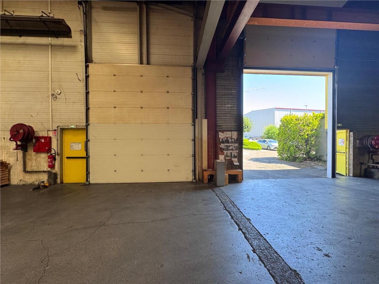 Savills propose à la location des locaux d'activi