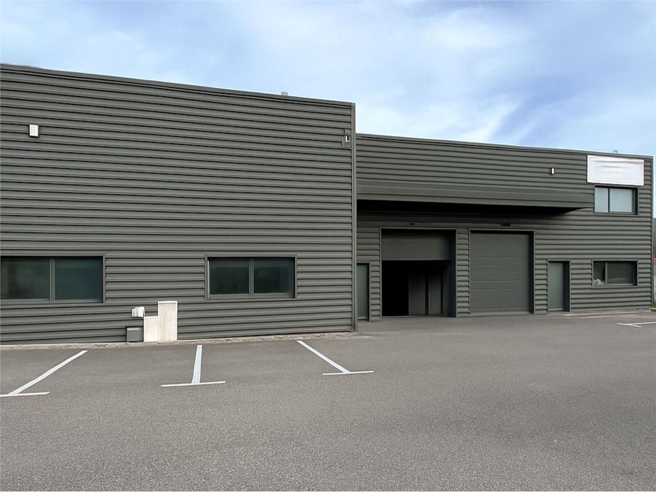 Savills Lyon vous propose à la location un local