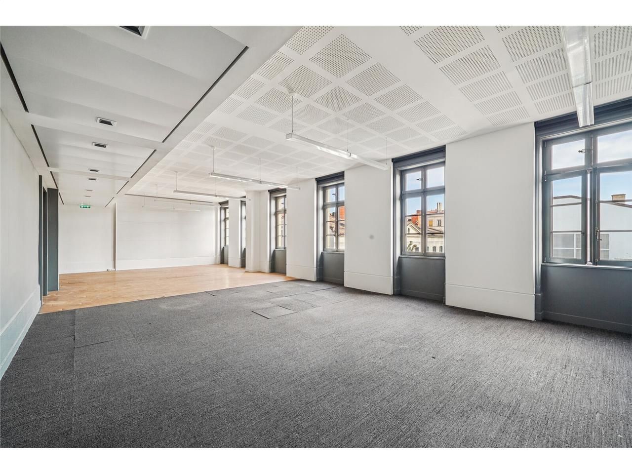 Au coeur de Lyon 2, venez découvrir 611 m² de bur