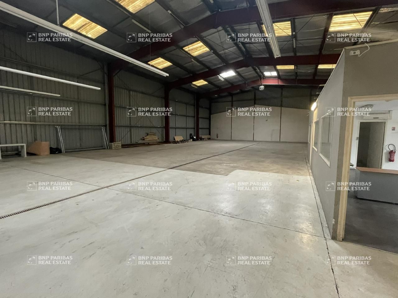 800 m² pour ce activité en location à Metz